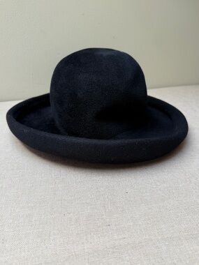 Vintage Eric Javits Packable Black Wool Felt Hat